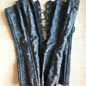 Frederick’s of Hollywood Black Floral Corset